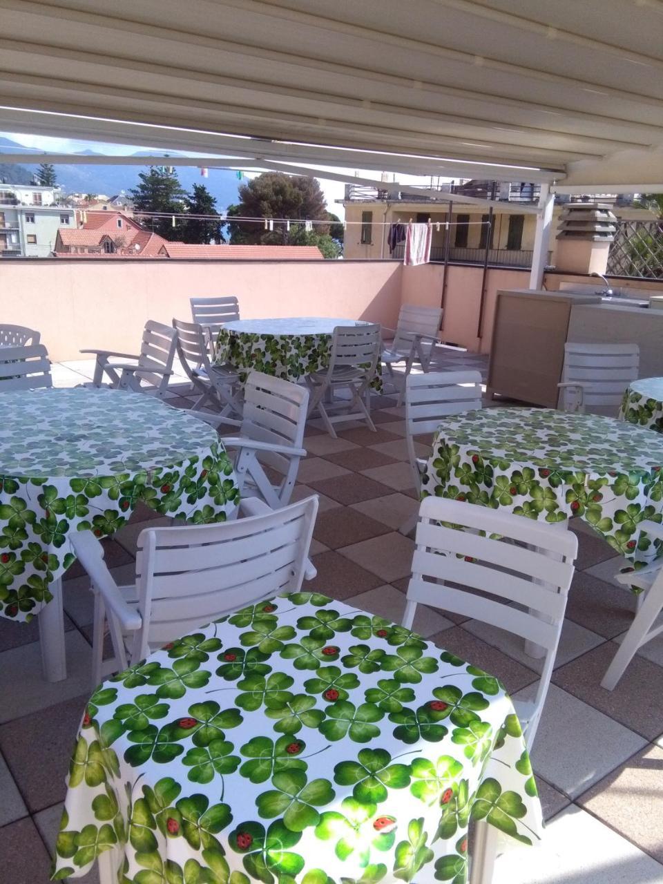 Hotel Meuble Corallo Laigueglia Luaran gambar